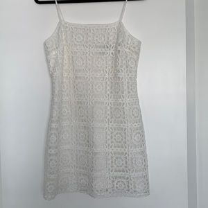 Brand New ZARA MINI DRESS
Oyster White